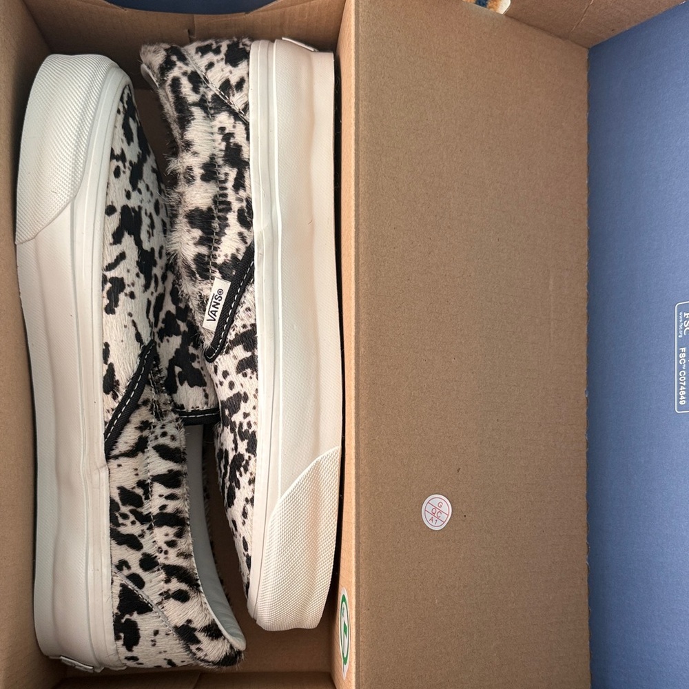 New Classic slip-on vans, cowhide print